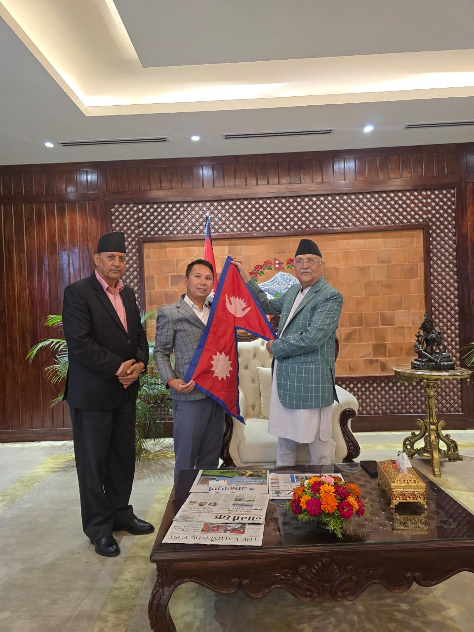 Prime Minister Oli bids farewell to mountaineer Prakash Raj Pandey for Indonesia Expedition